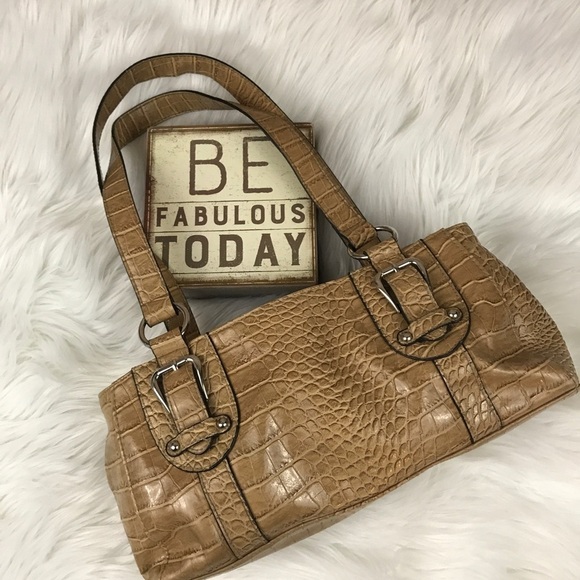 Apt. 9 Handbags - Apt 9 Tan Shoulder Bag